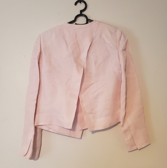 Club Monaco Open Back Cropped Blazer - Picture 8 of 10